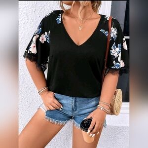 Plus Floral Print Contrast Lace Tee Black